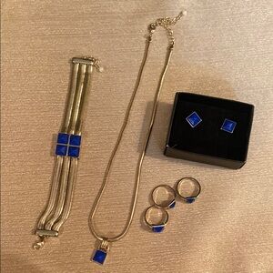 Avon Gold and Blue Necklace Set - Majestic Beauty